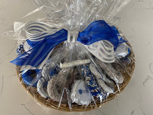 Chocolate covered Pretzel, Grahams & Oreo Small tray